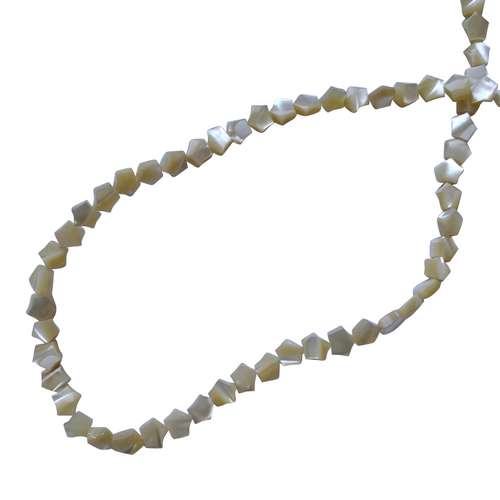Mother of Pearl, ster, 4mm, beige; per 40cm streng