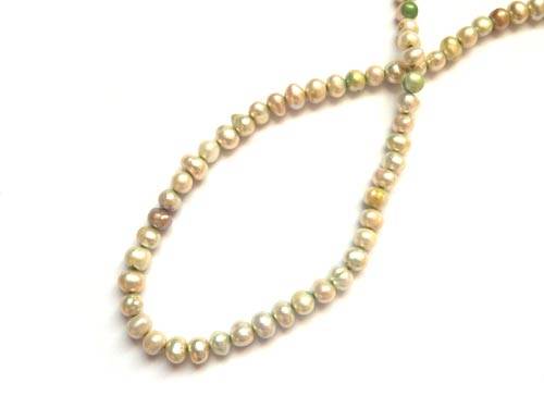 Pearl, potato, 5mm, pastel light green; per string